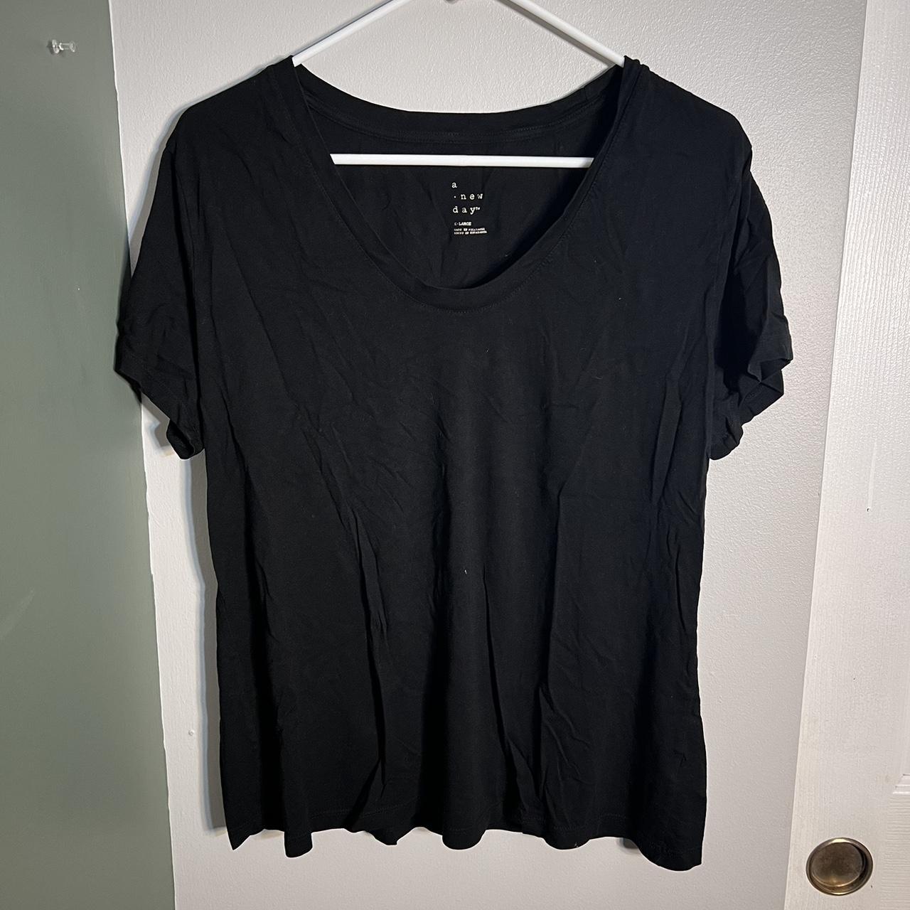 Target Black T-shirt - Depop