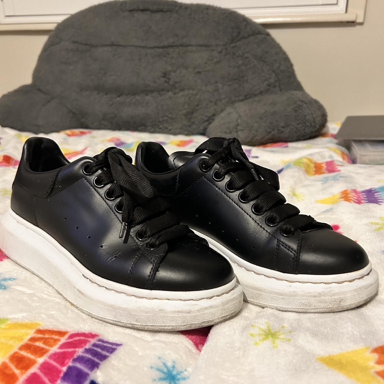 Size 4 alexander sales mcqueen's