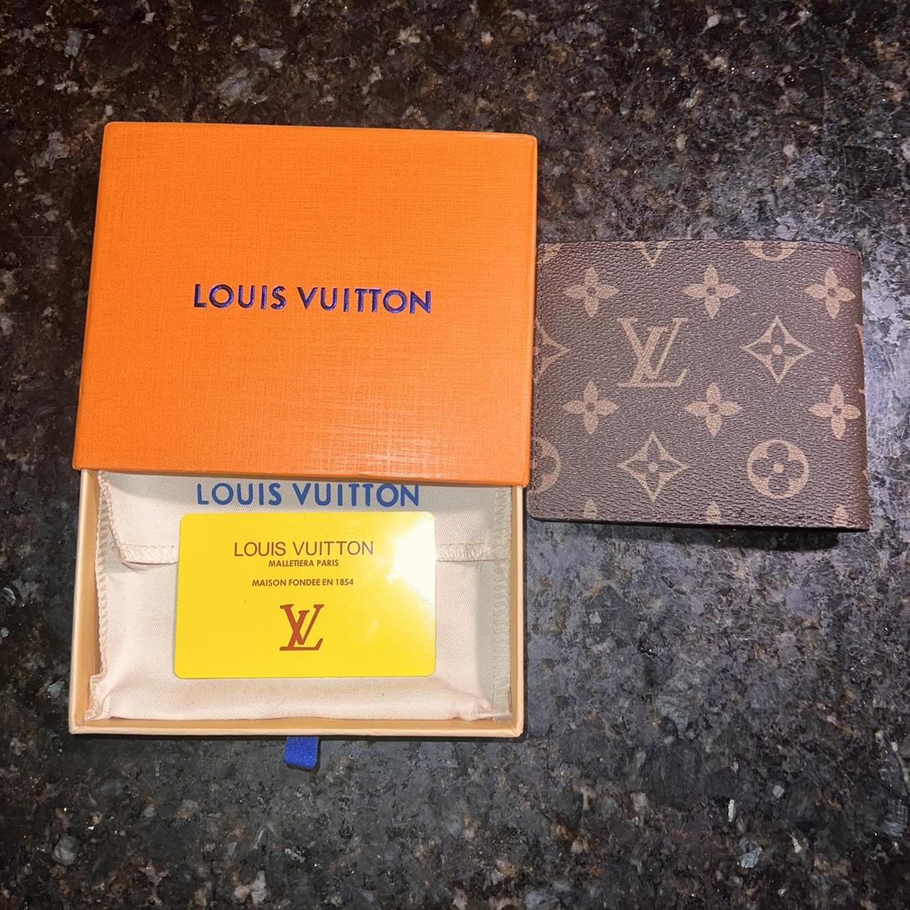 Gently used Louis Vuitton wallet. I don’t want it