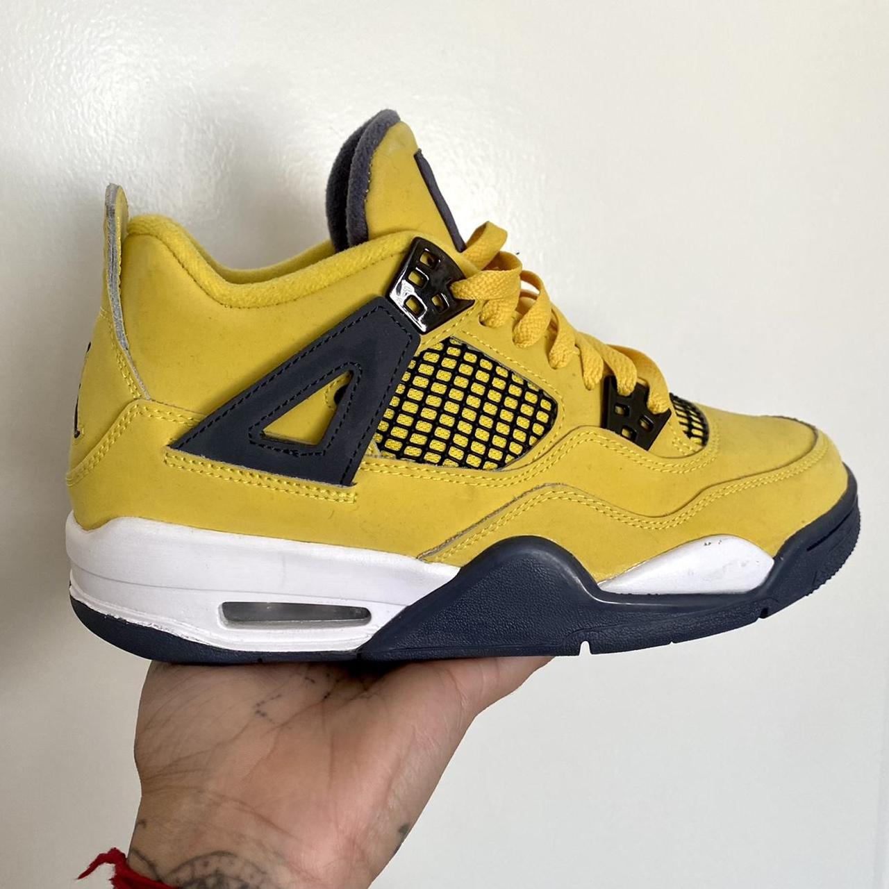 Nike Jordan 4 Yellow and Black Size 6 Youth Worn... - Depop