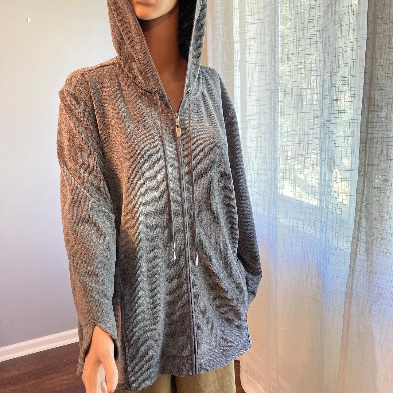 Liz hotsell claiborne hoodie