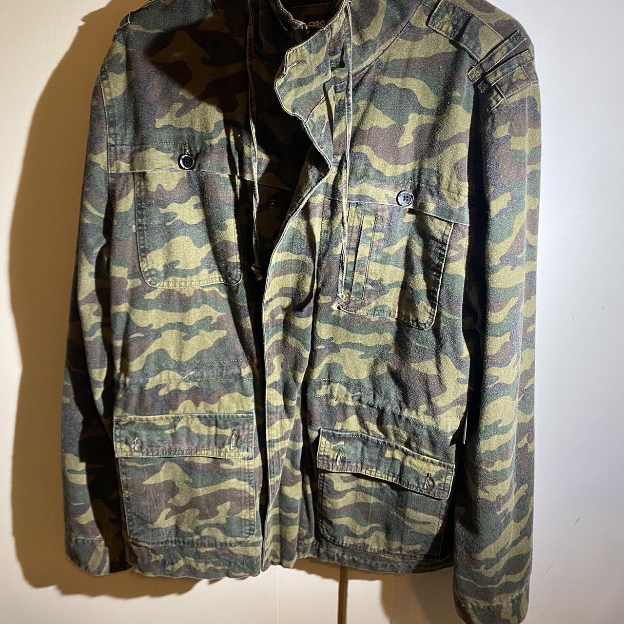 Oakley on sale camo jacket