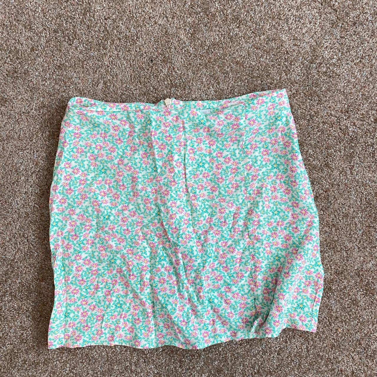 item listed by melonmoi