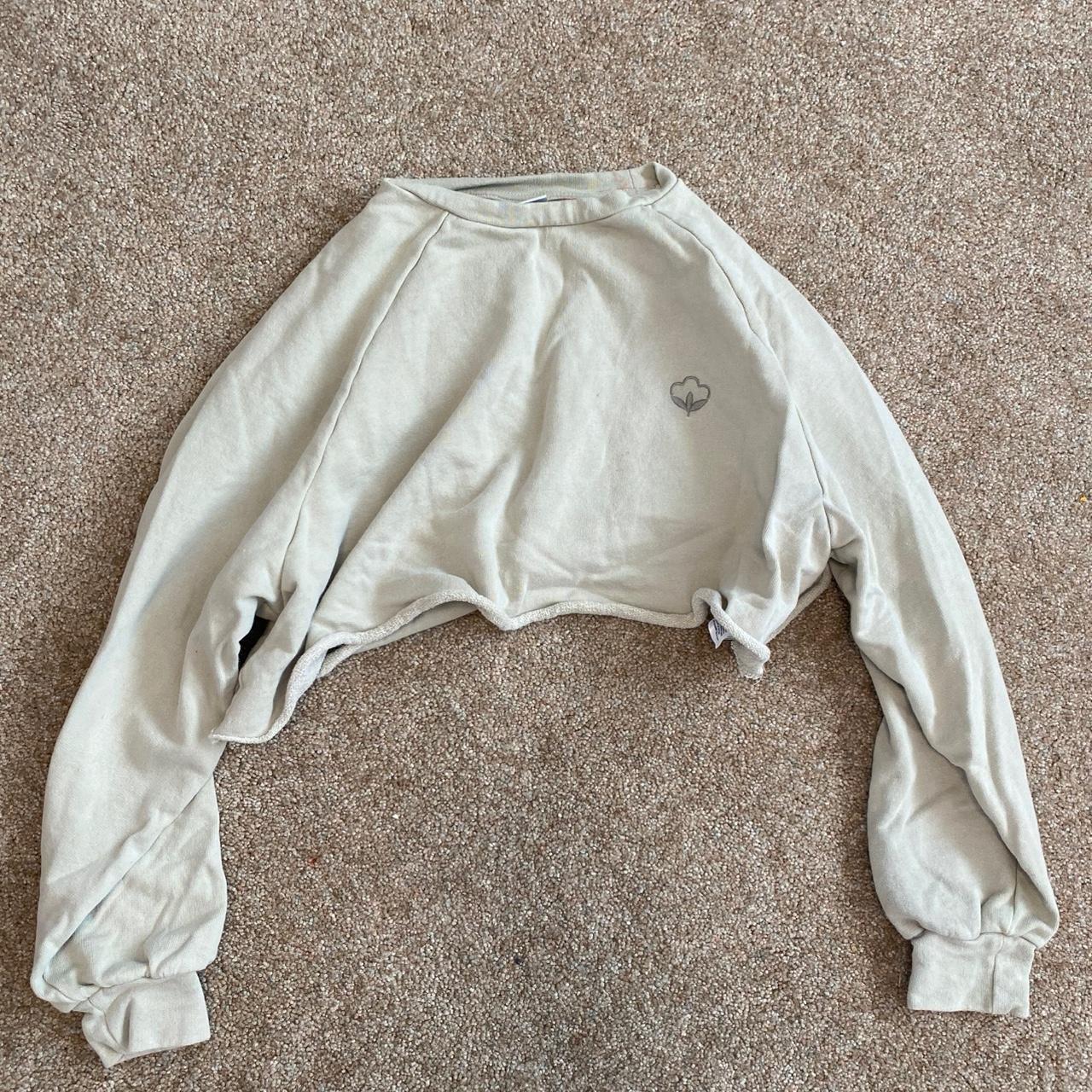 item listed by melonmoi