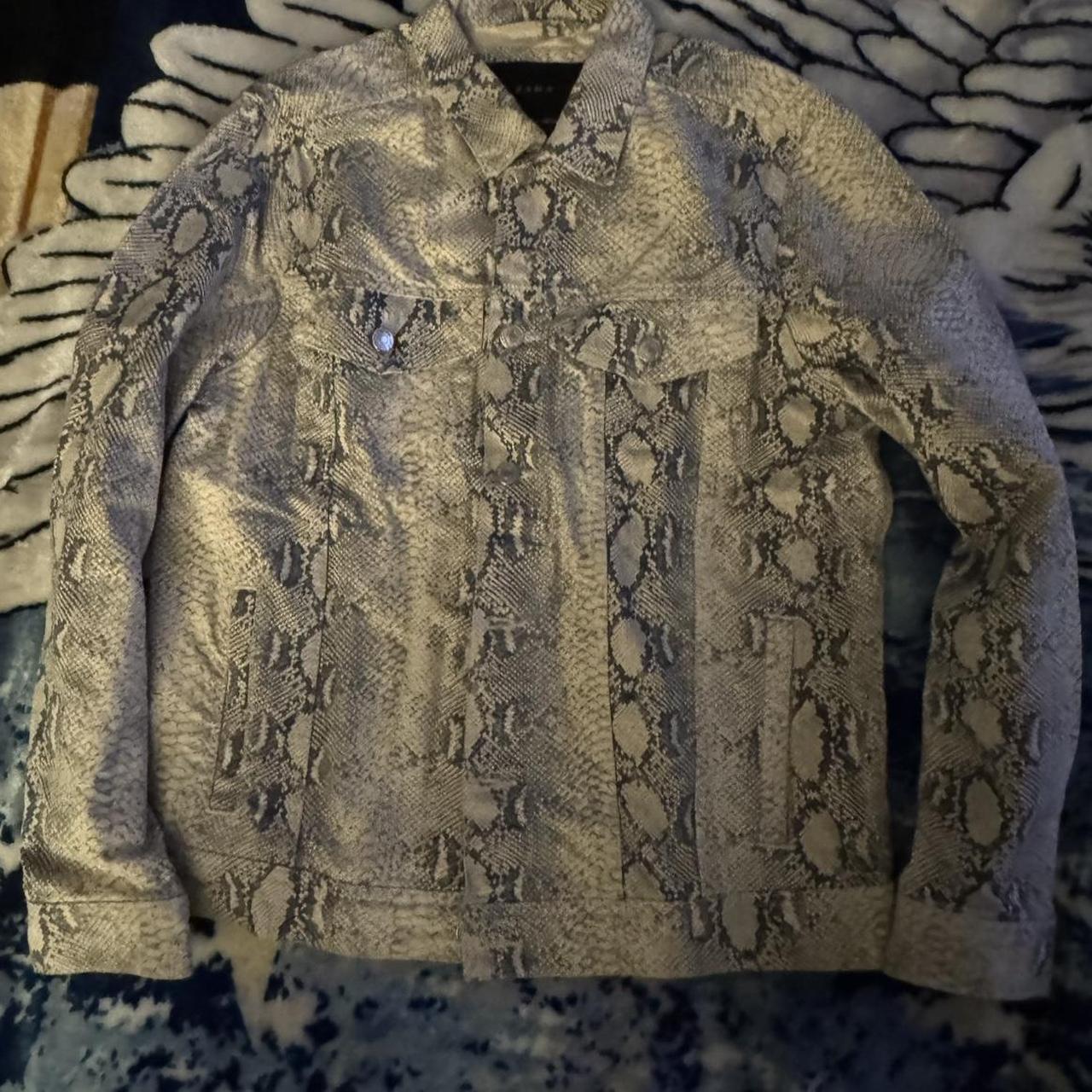 item listed by casadeclothes