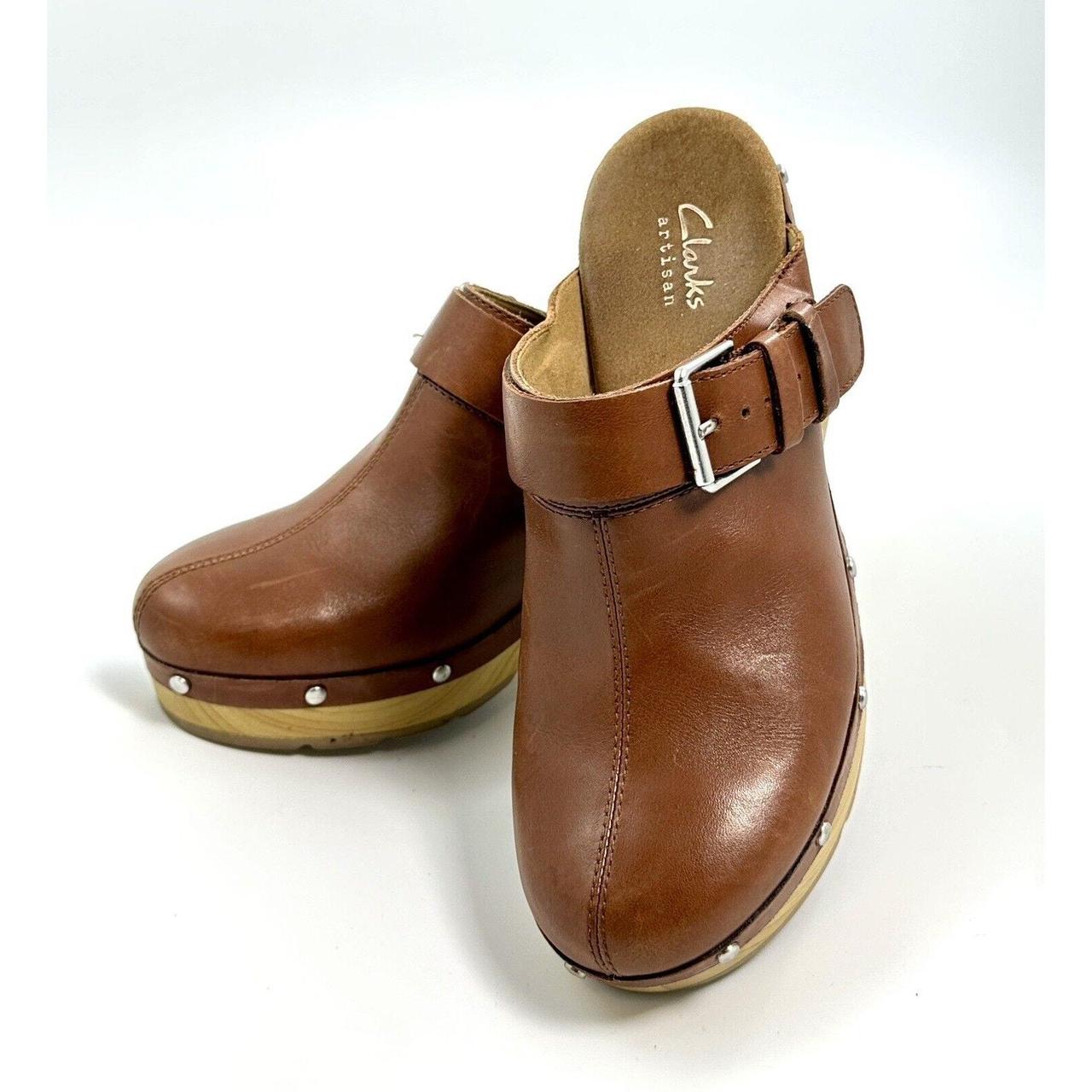 Clarks Artisan Ledella York clogs. These brown. Depop