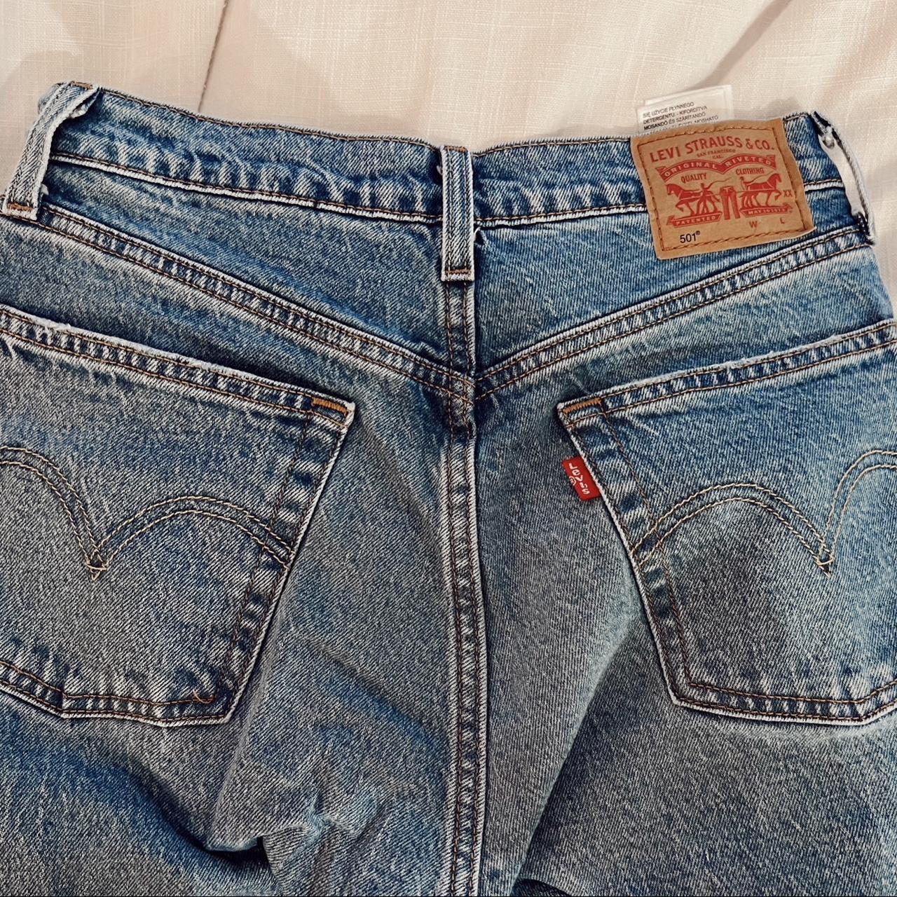 100% authentic vintage levi’s these are such... - Depop