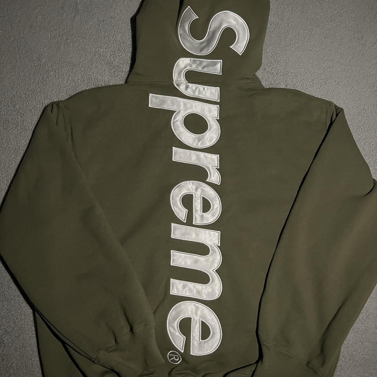 Supreme Satin Applique Hooded olive-