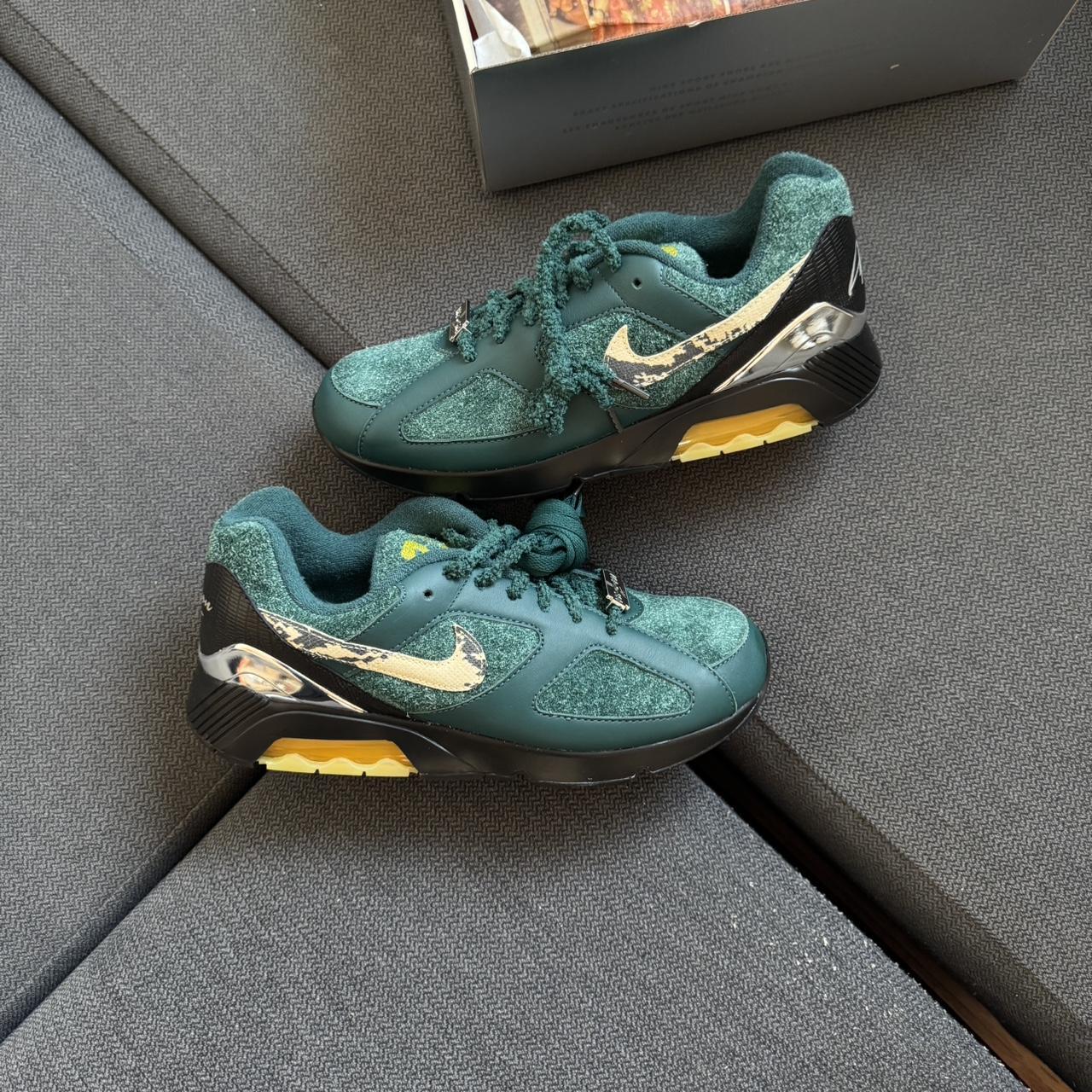 item listed by dailyloud