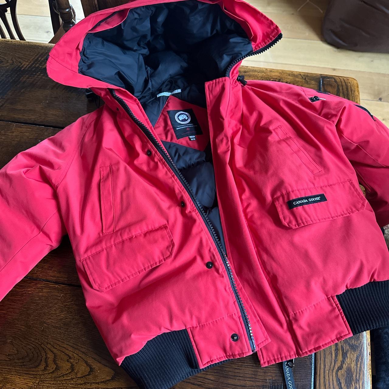 Canada goose bomber outlet womens red