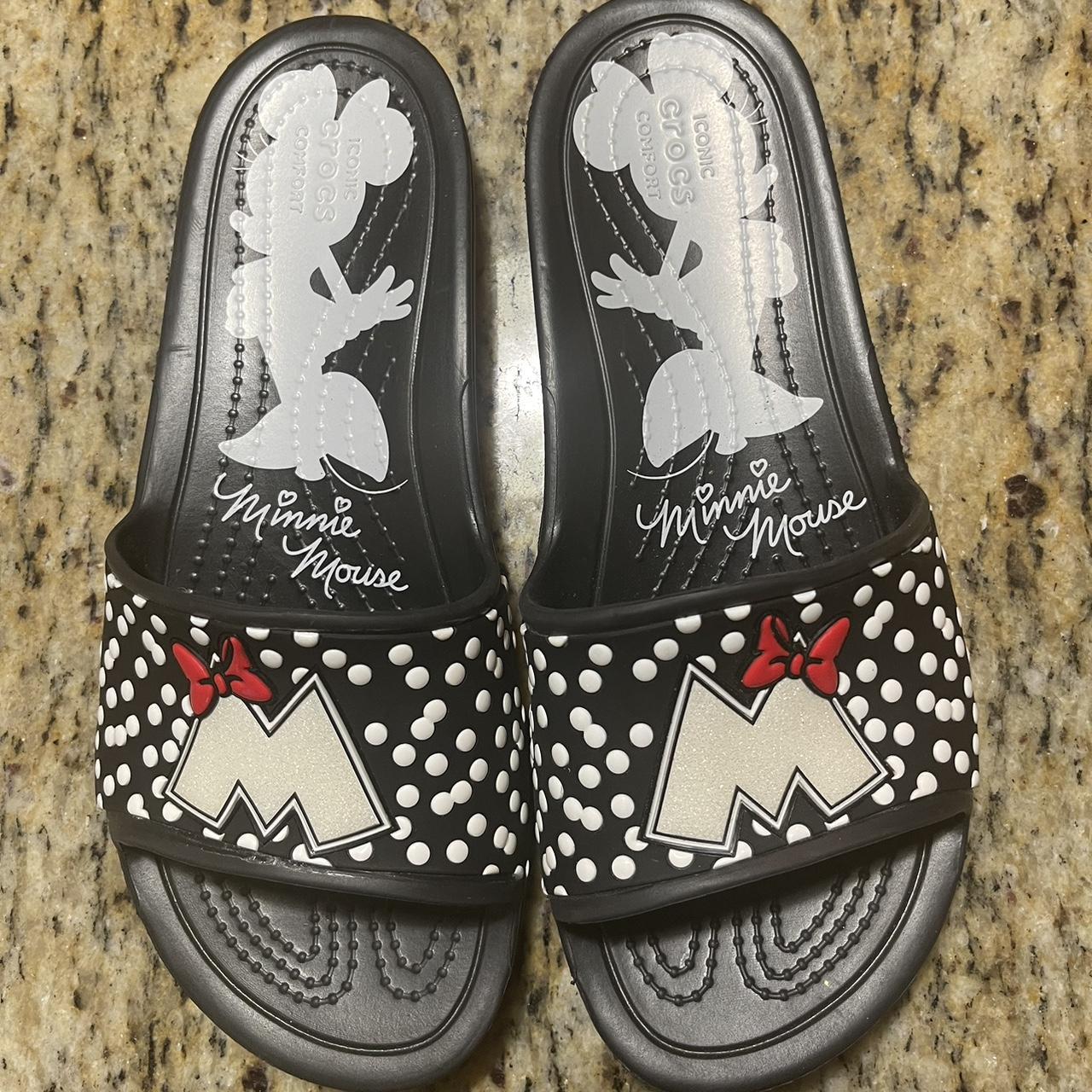 Minnie hot sale mouse crocs