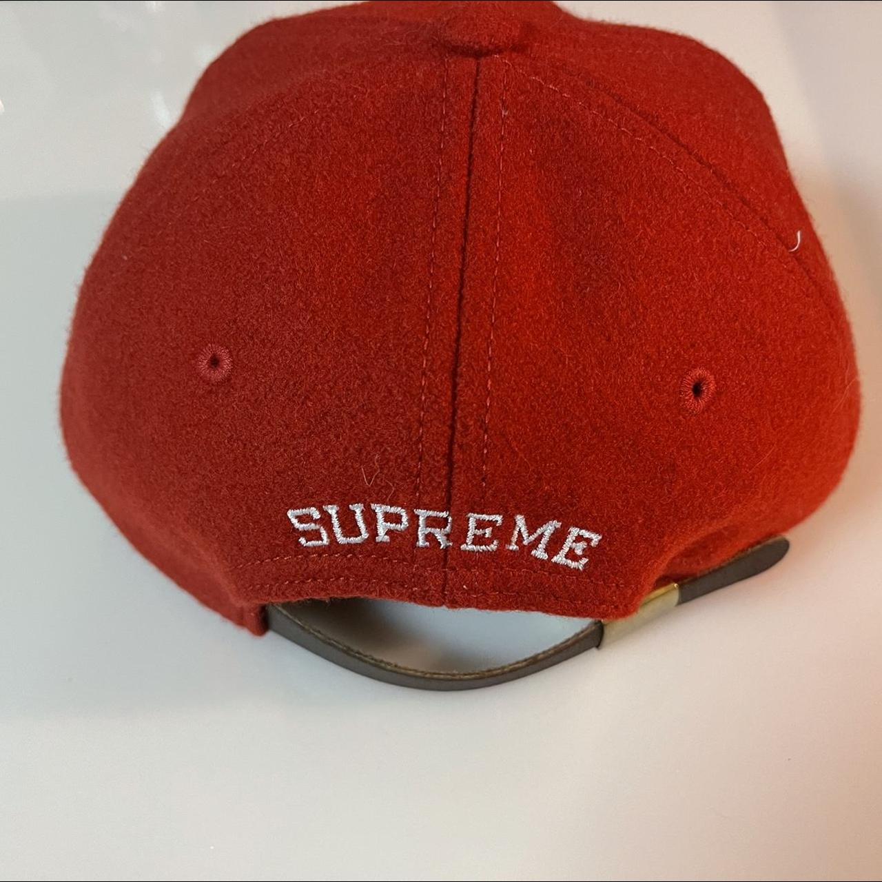 Wool hat Supreme Red size 56 cm in Wool - 30672730