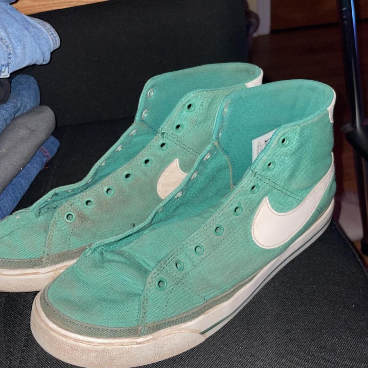 mens nike turquoise shoes