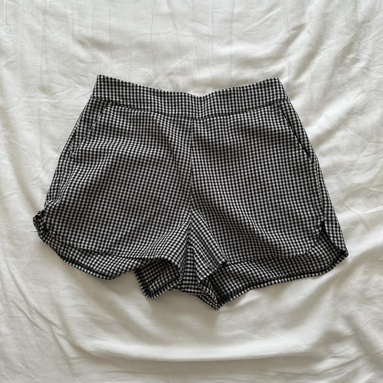 Brandy Melville shorts plaid black and white one size Depop