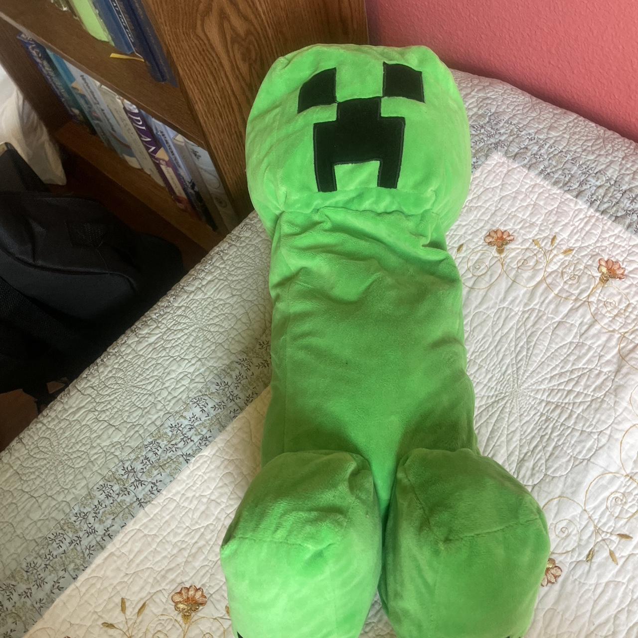 Giant minecraft hot sale stuffed animals