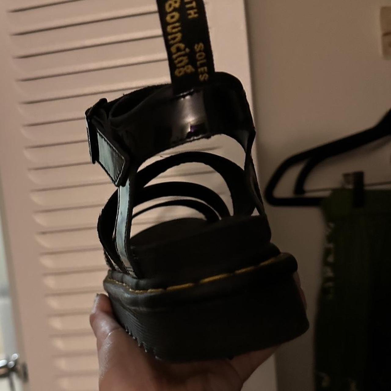 dr martens redfin sandals