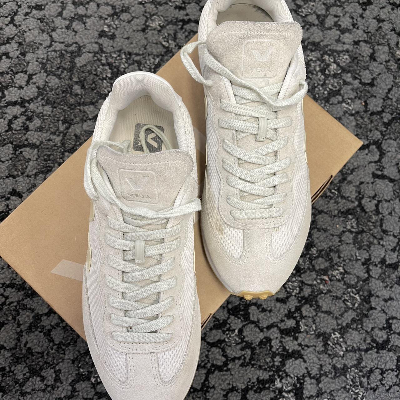 veja cream trainers
