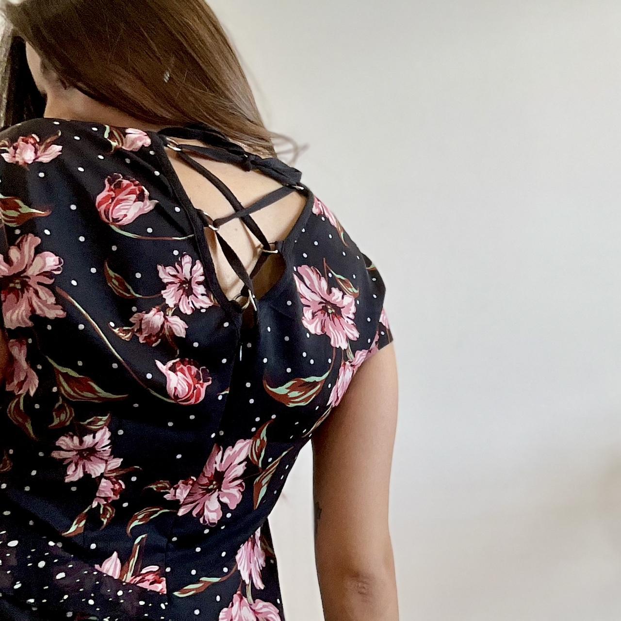 Guess dress Size 8/10 Really cute lace up detail on... Depop