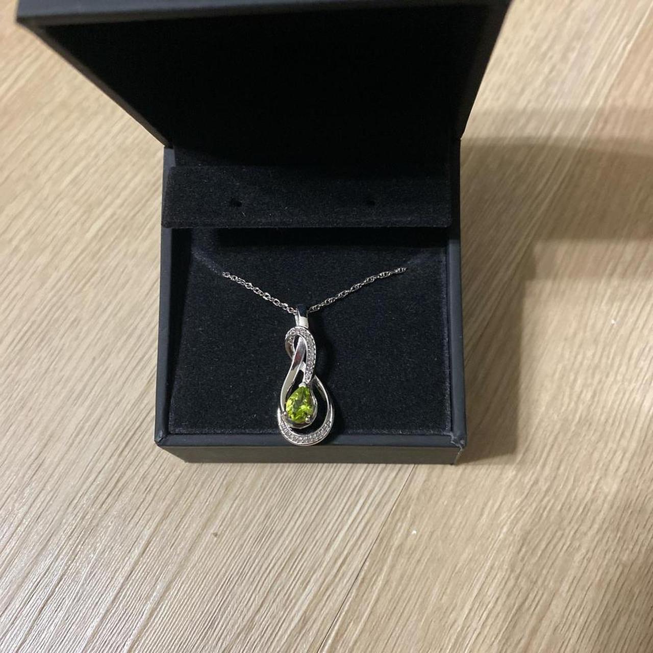 Zales Peridot Necklace BRAND NEW please