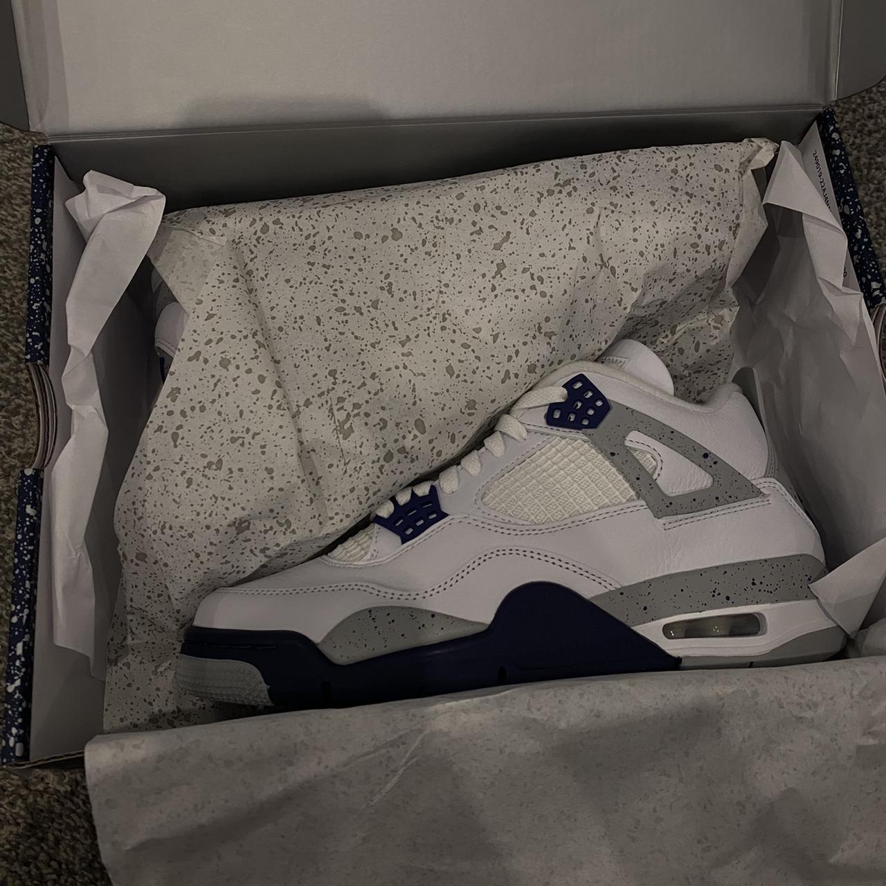 mens navy jordans