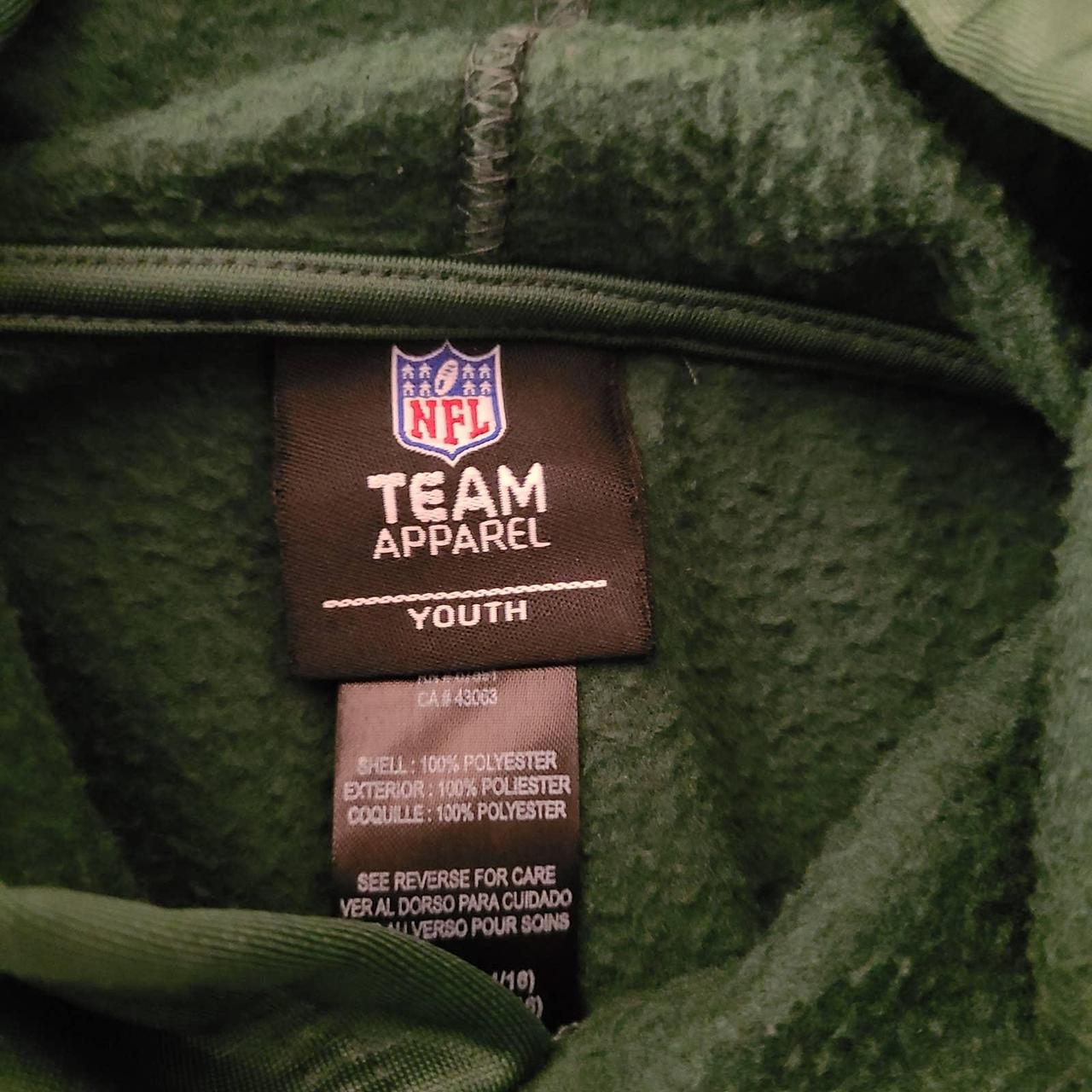 NFL Team Apparel Green Bay Packer hoodie Green - Depop