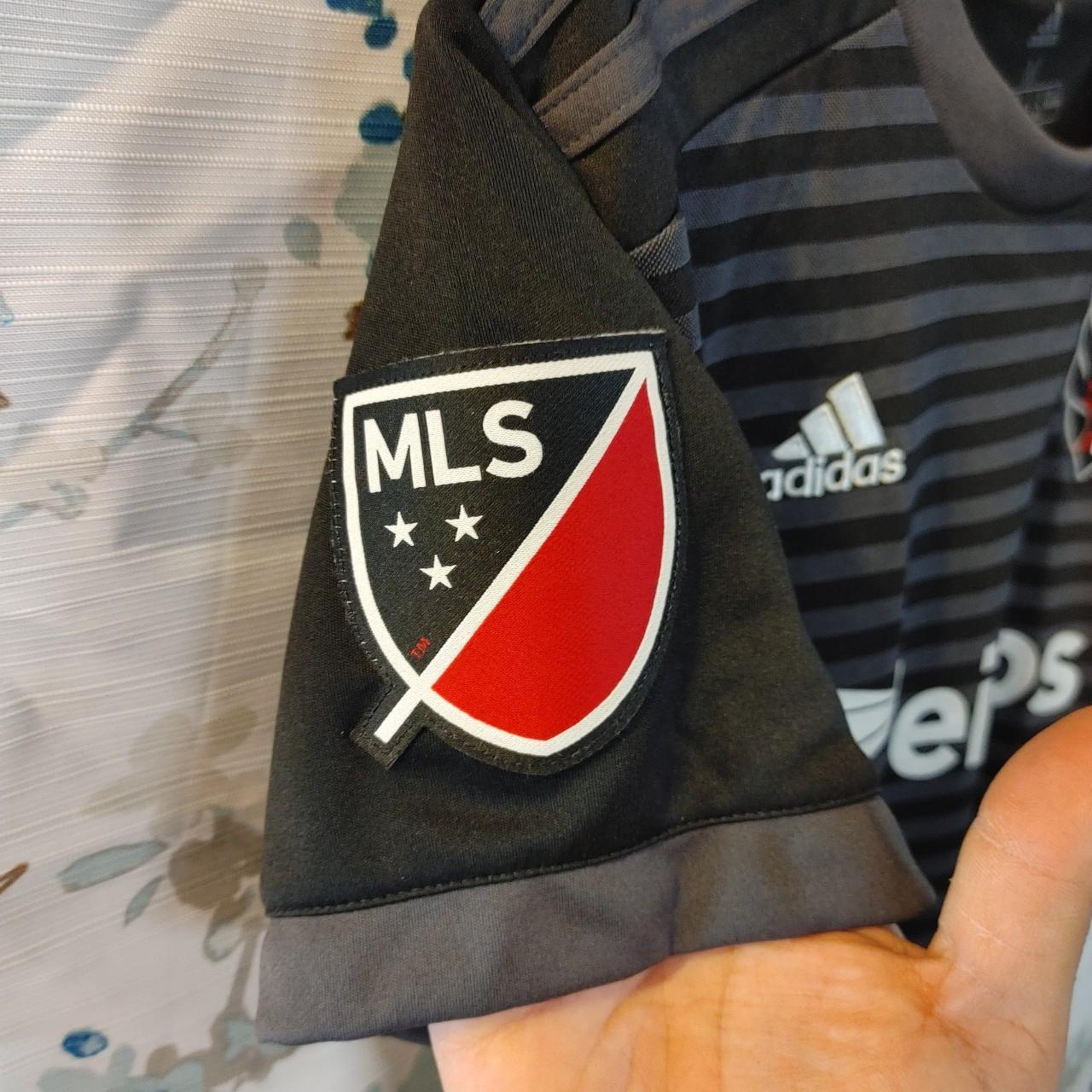 Adidas D.C. United leidos Major League Soccer - Depop