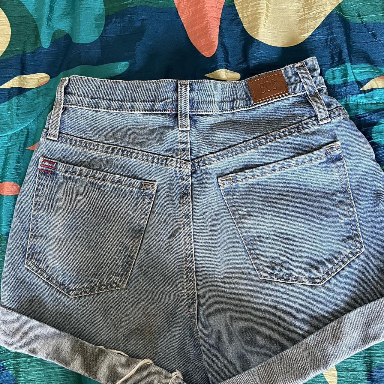 Urban Outfitters Bdg Mom High Rise Rolled Jean Depop 