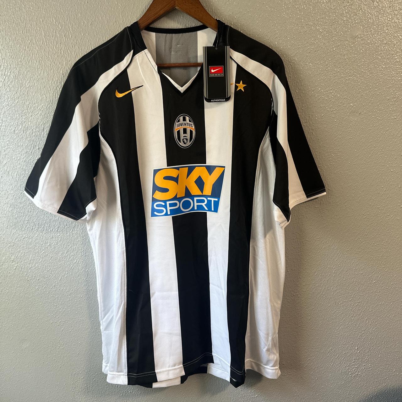 Juventus 2006-07 home vintage football Nike shirt Depop