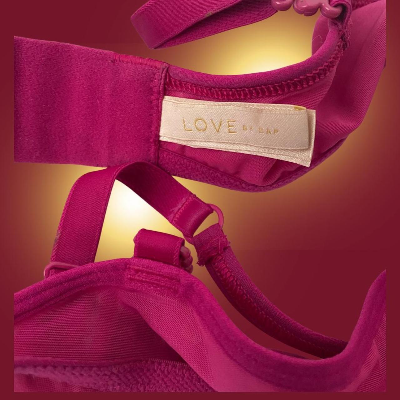 Gap Women's Bra Depop