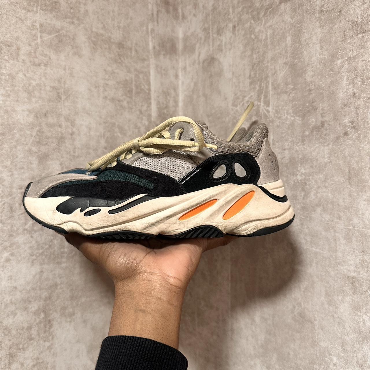 yeezy boost wave runner sizing