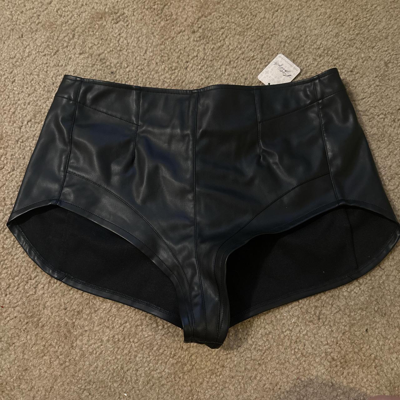 item listed by upcyclethrftsla