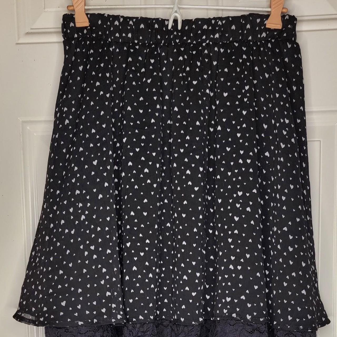 Torrid Plus Size Heart Skirt Has black overlay with... - Depop