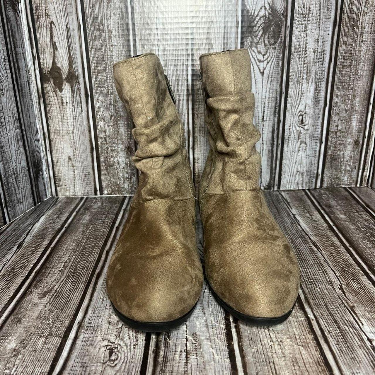 Women's Tan Boots | Depop