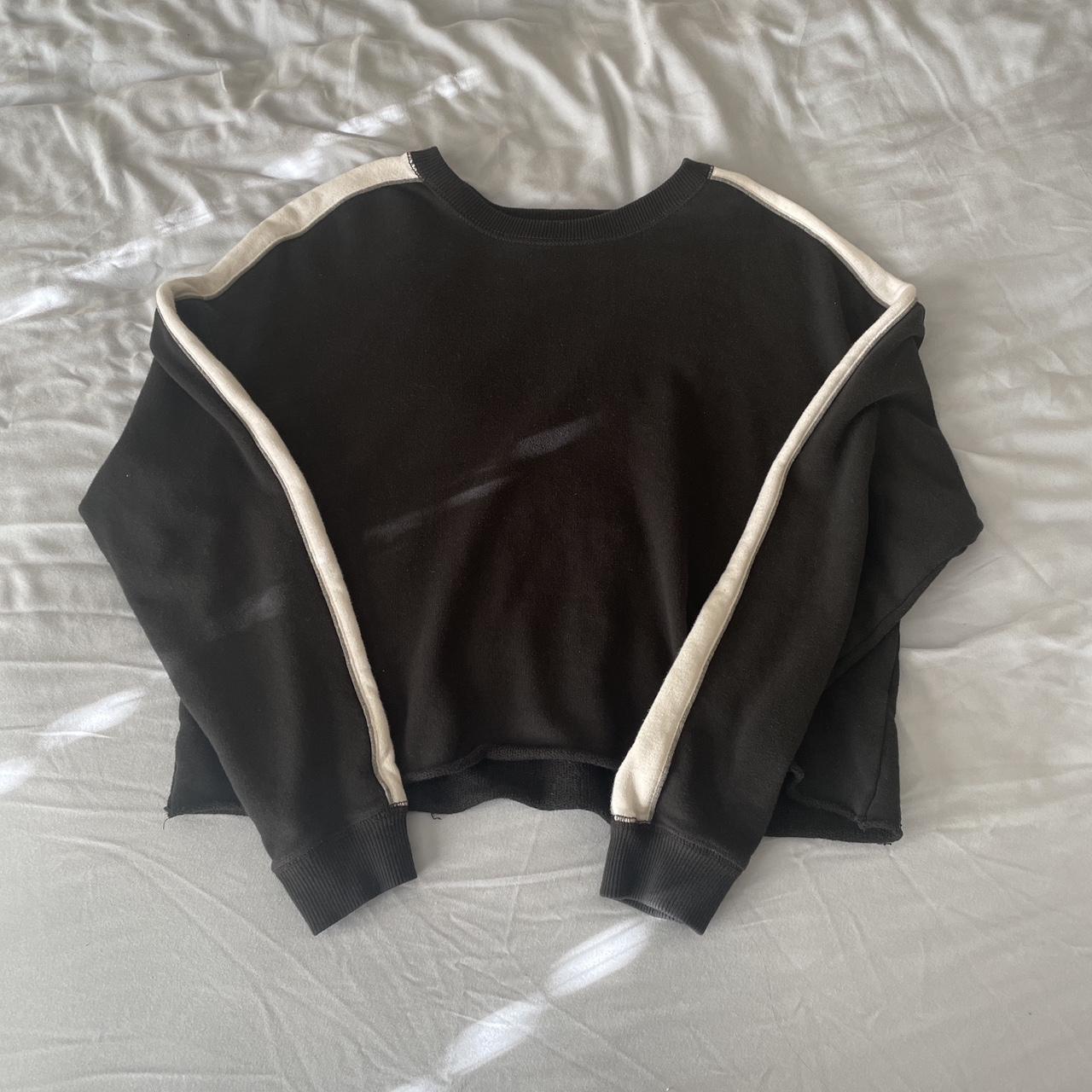 Hollister Co. Women's Black and White Shirt | Depop