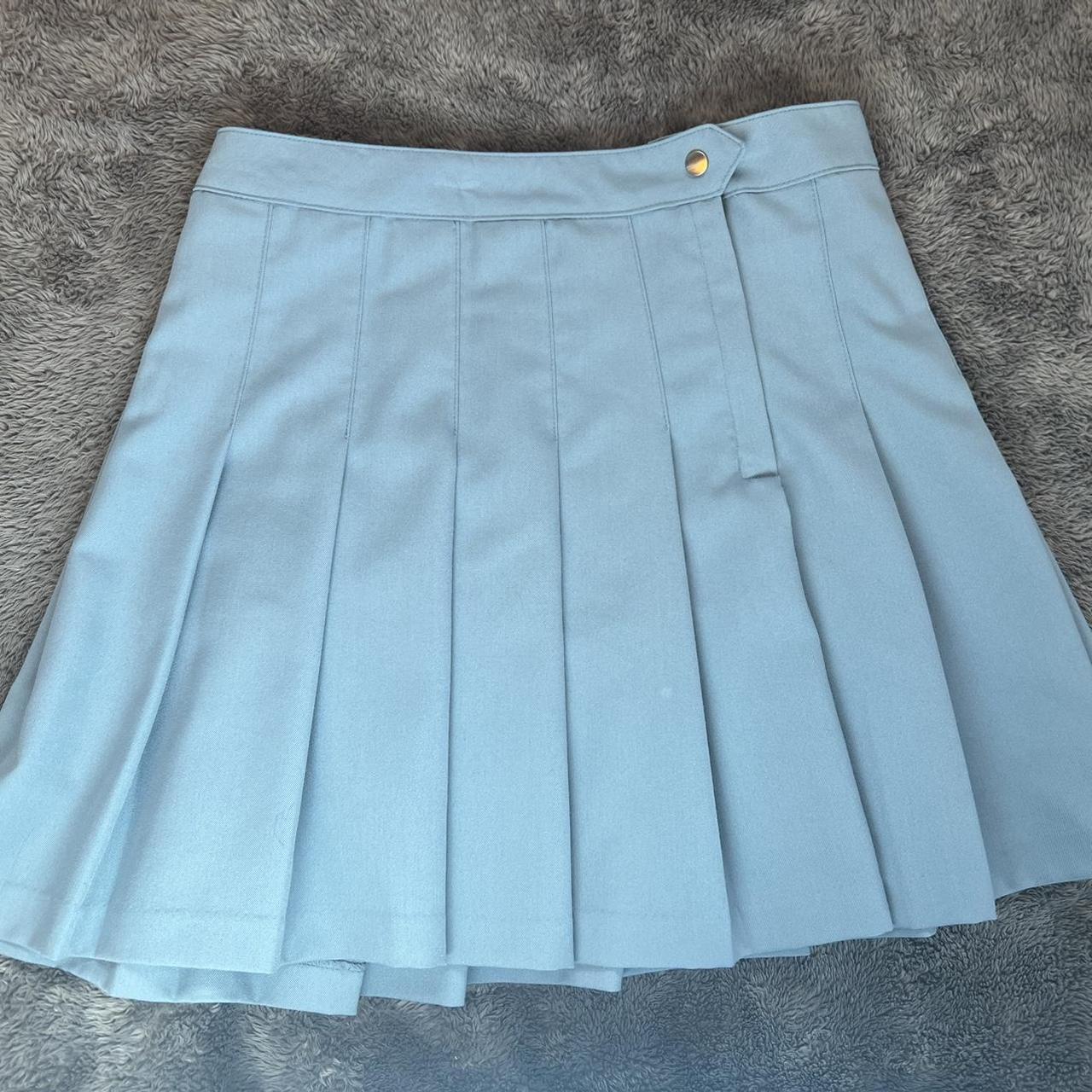 Baby blue pleated H&M skirt ♡ fits sizes 6-10 Depop - Main Image