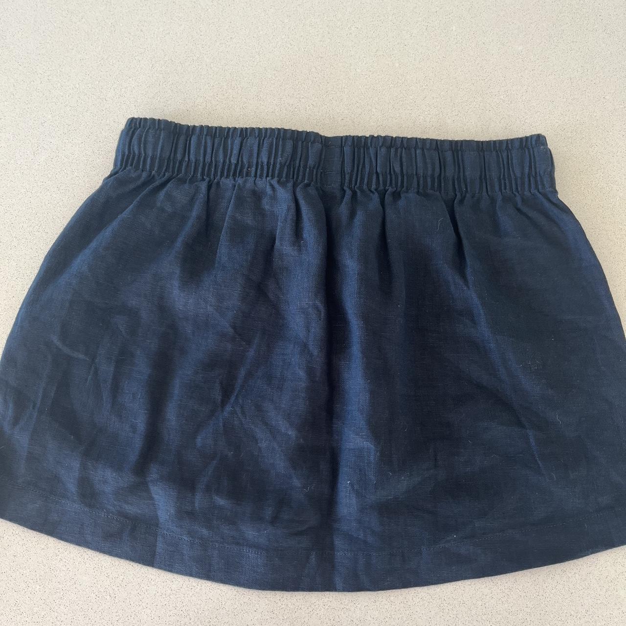 Navy Venory Skirt. Size Small Never Worn. Got For - Depop