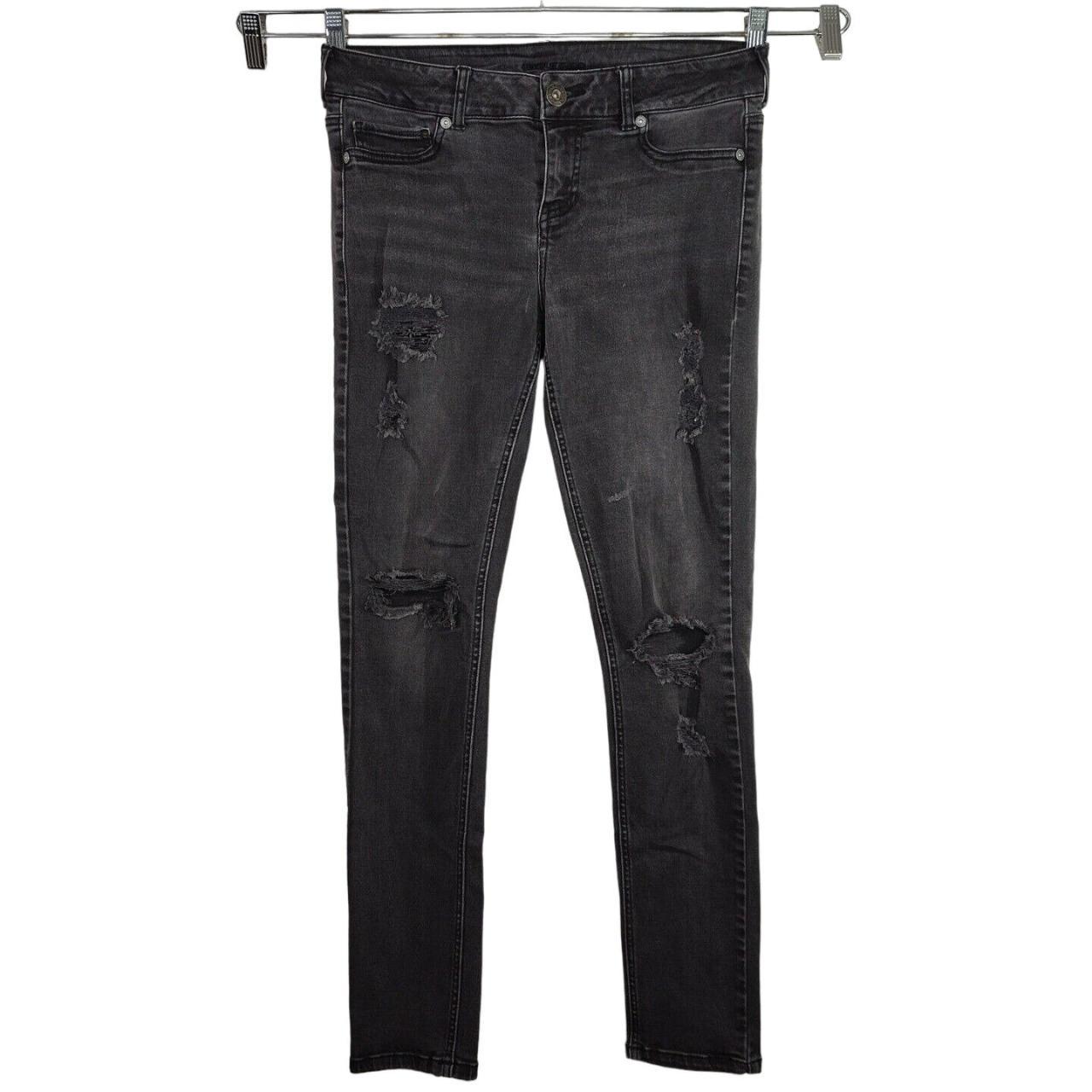 ITEM DESCRIPTION: Maurices Black Broken-in Depop