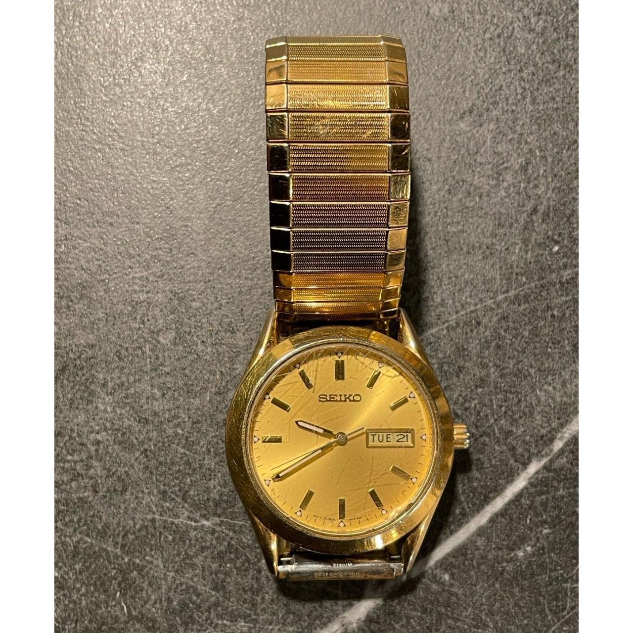 Vintage Gold Tone Seiko 7N43 9070 on Stretch Band Depop