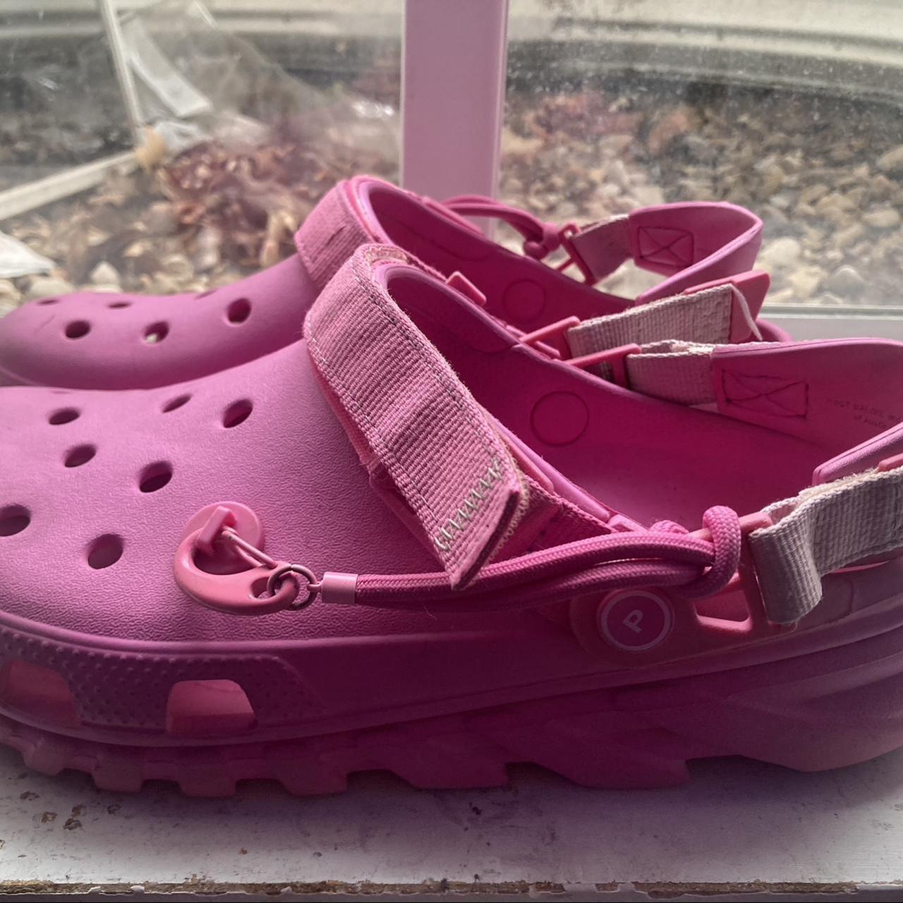 Post malone crocs online pink