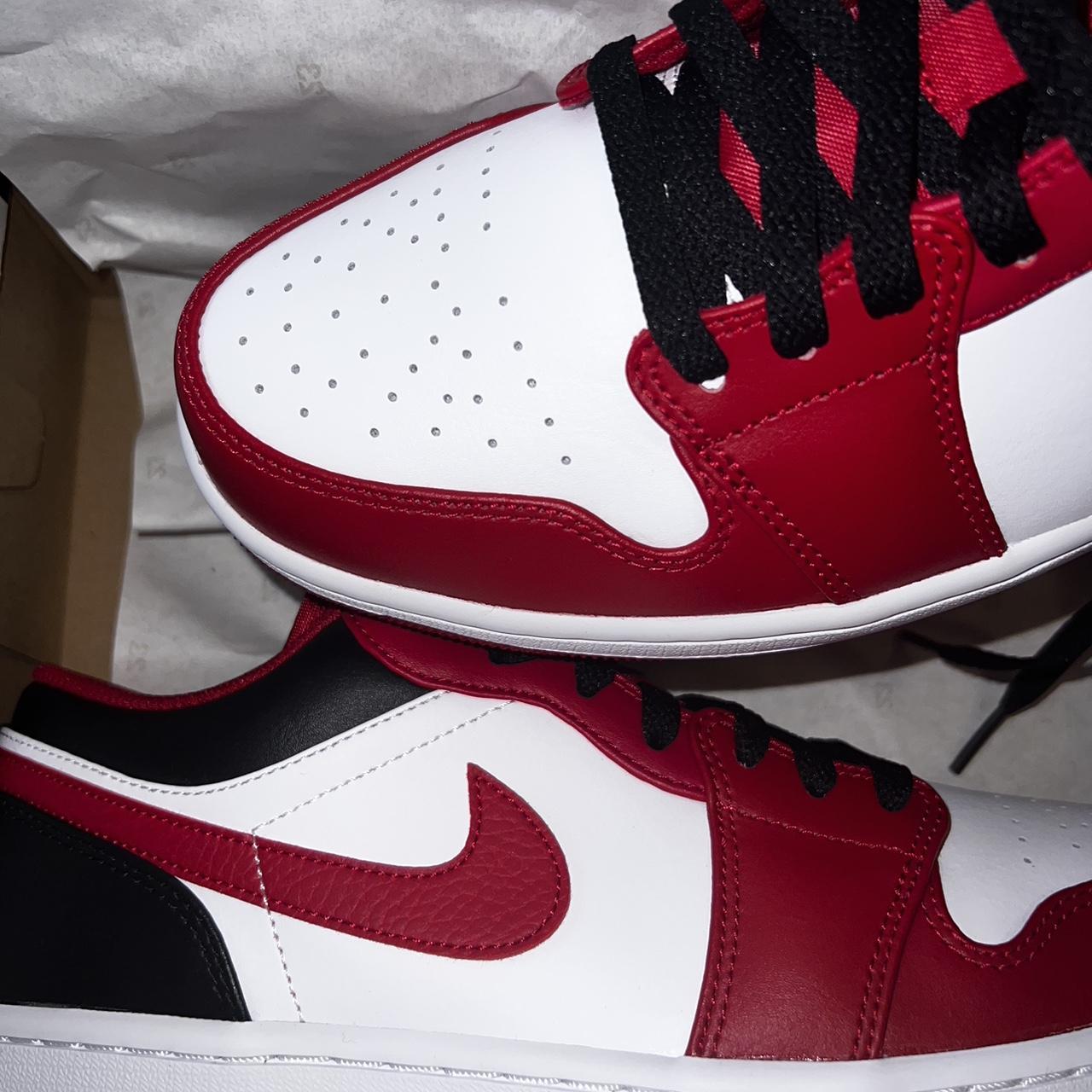 jordan1 red white black