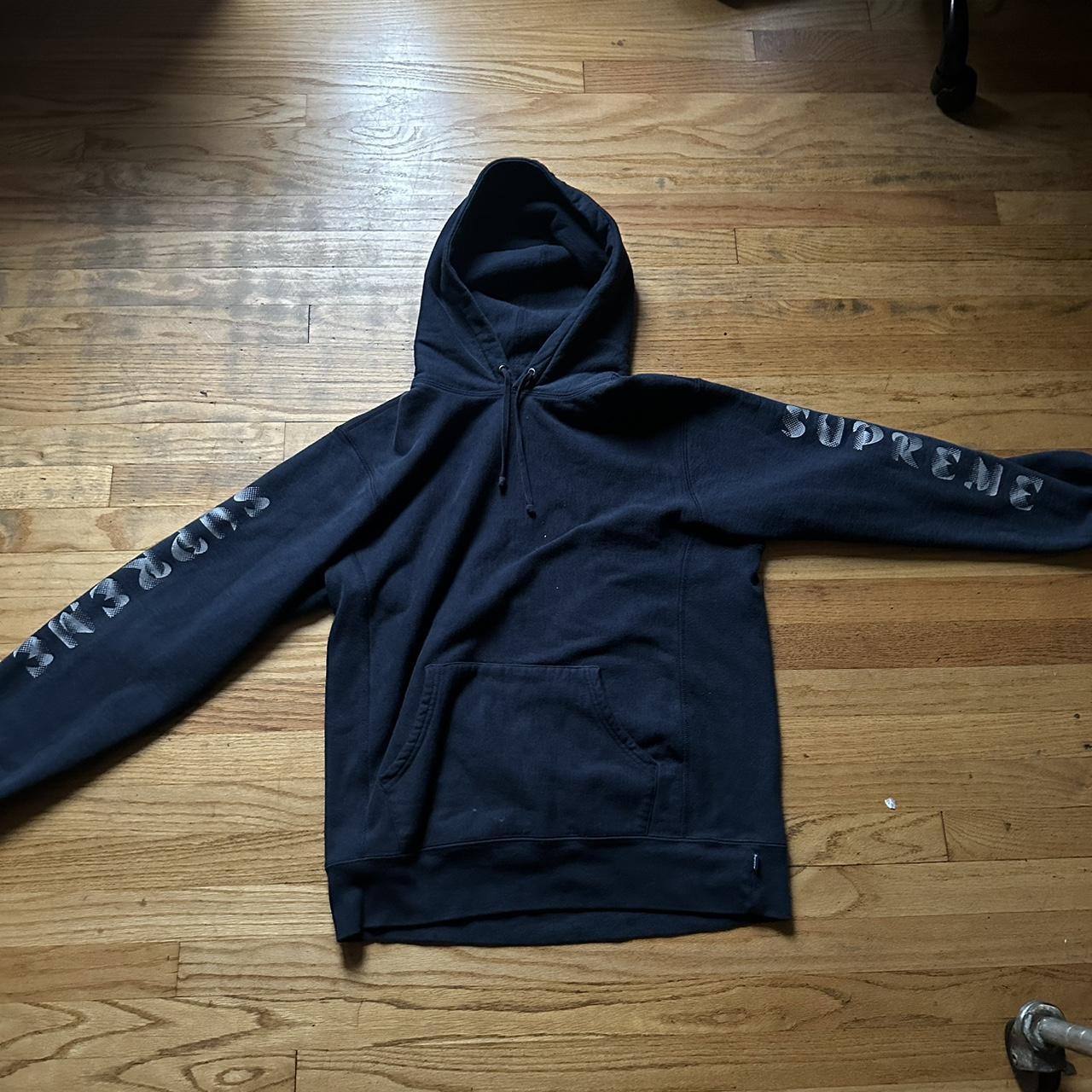 Dark blue supreme hoodie with gray letters - Depop