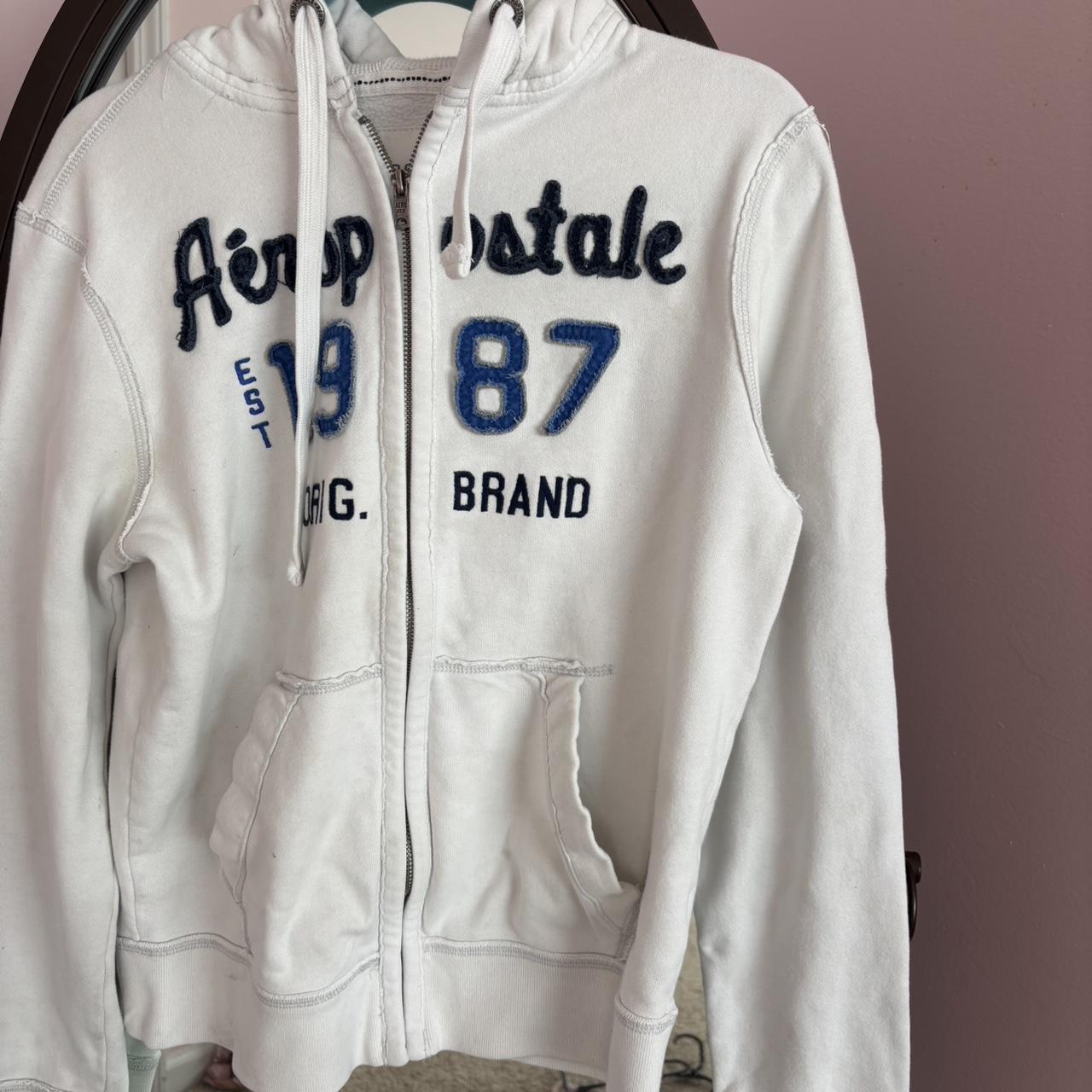 item listed by nicolezzs