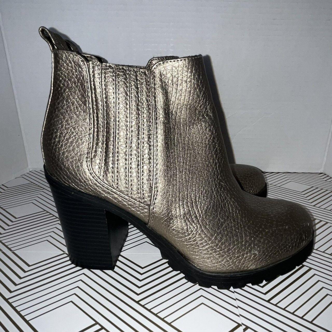 Libbie 2025 metallic boot