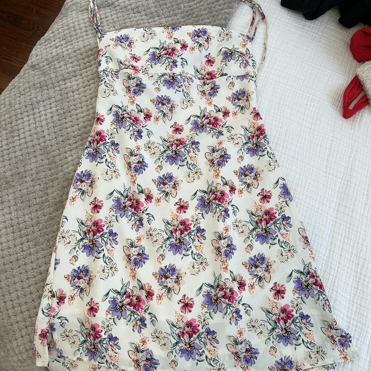 Isabelles Cabinet: Floral Dress -wore for graduation... - Depop