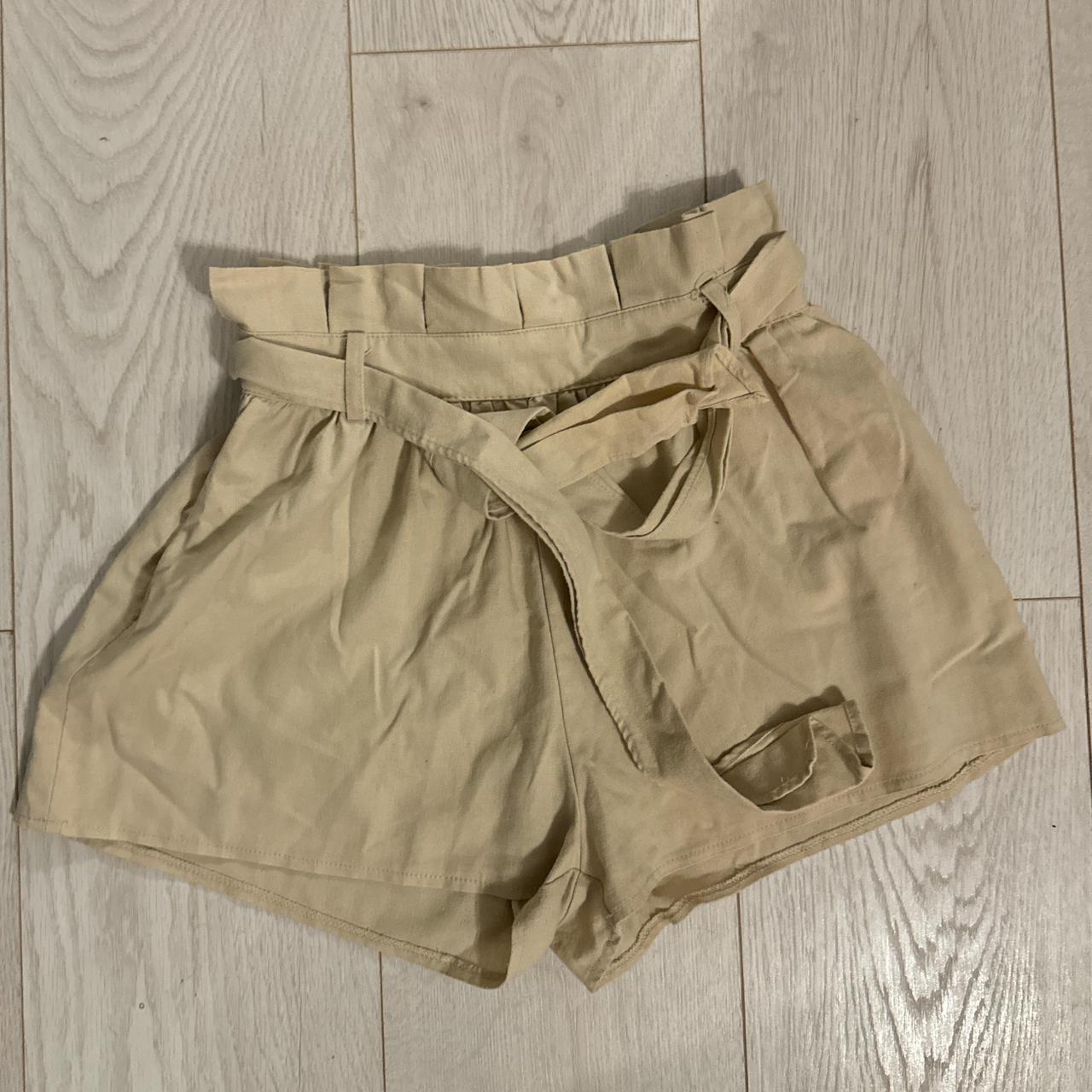 item listed by adellieepenguin