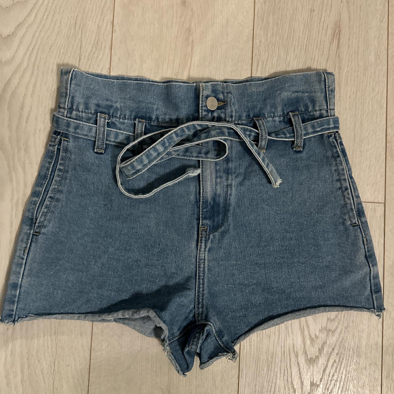 item listed by adellieepenguin