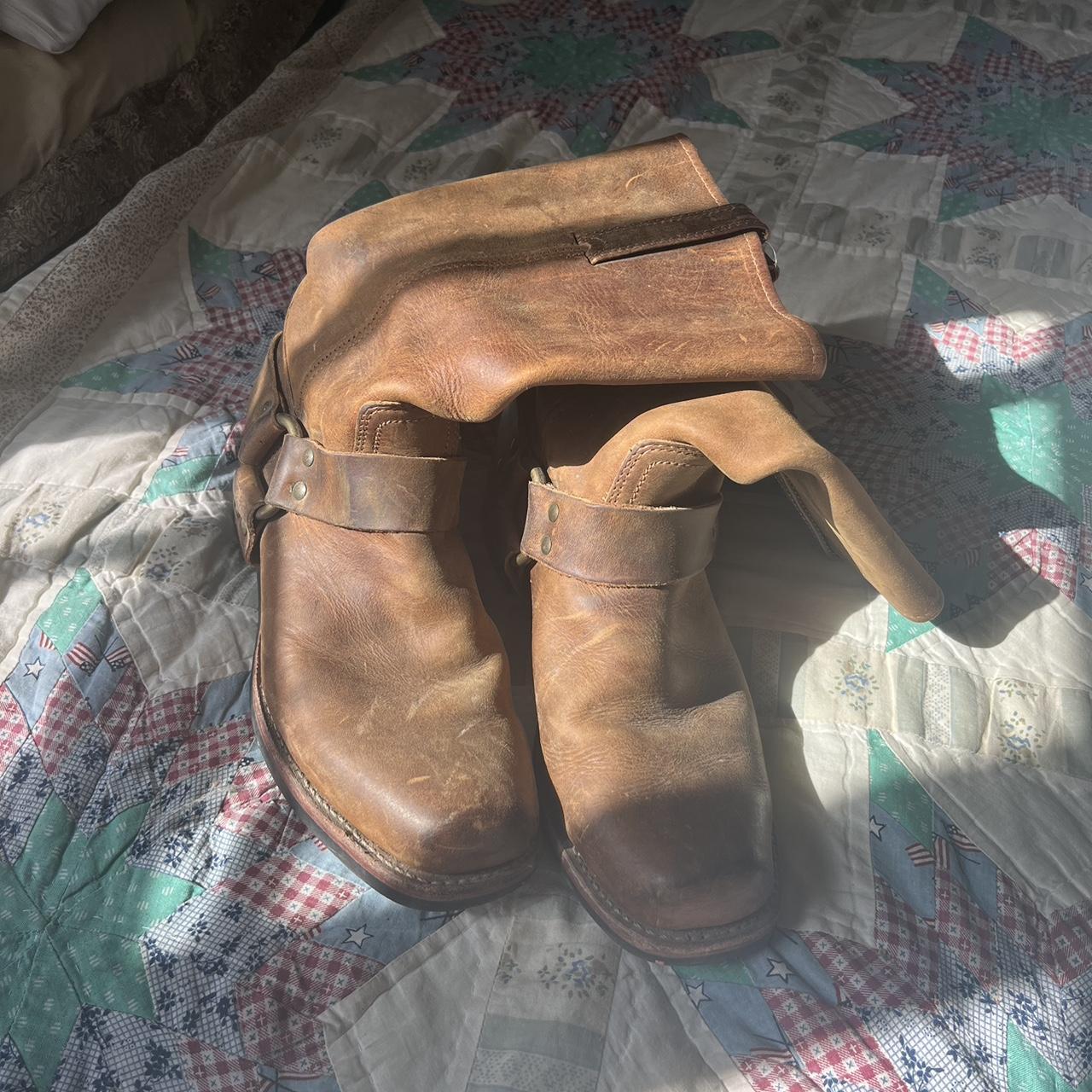 frye tan boots