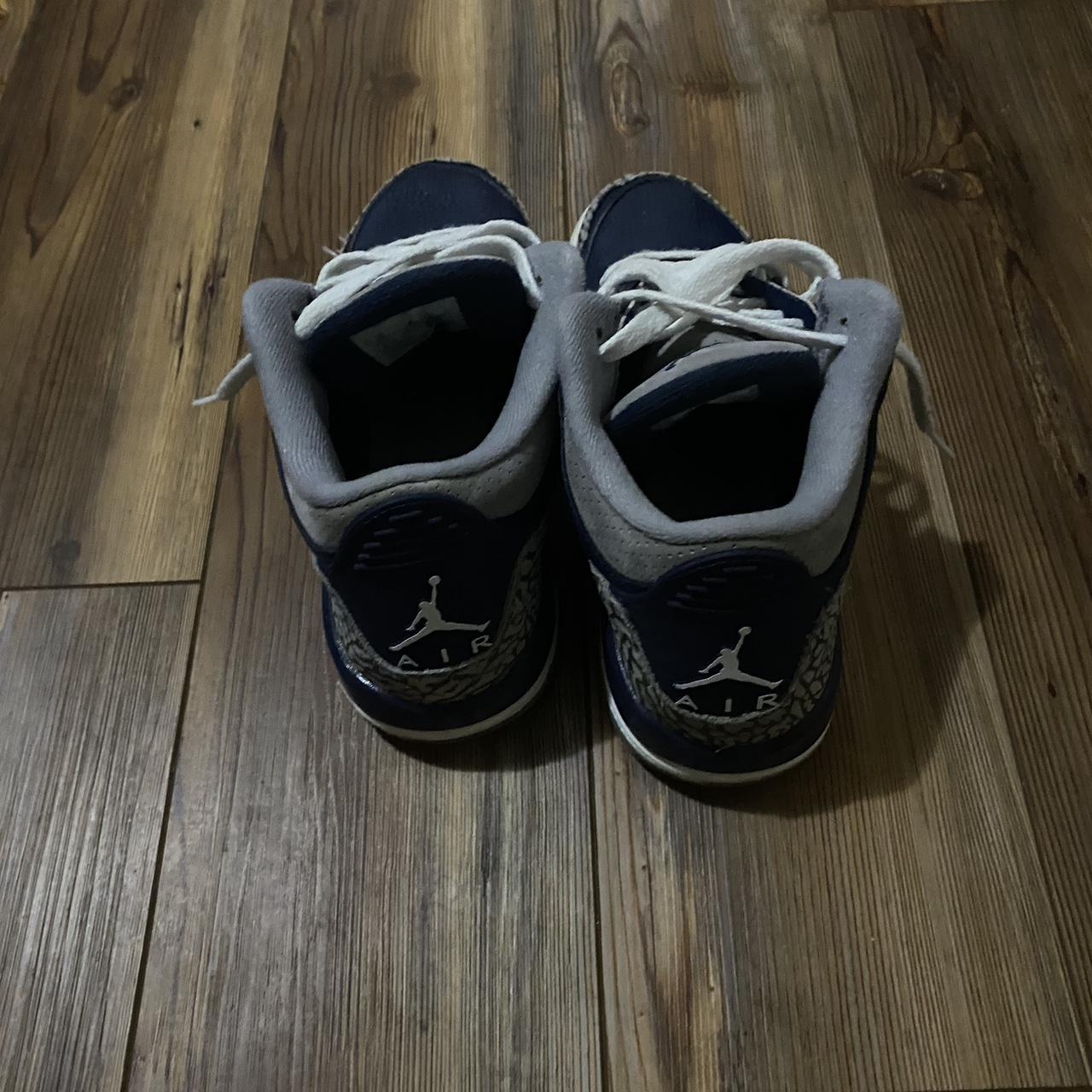 Jordan Men's Navy and Grey Trainers | Depop