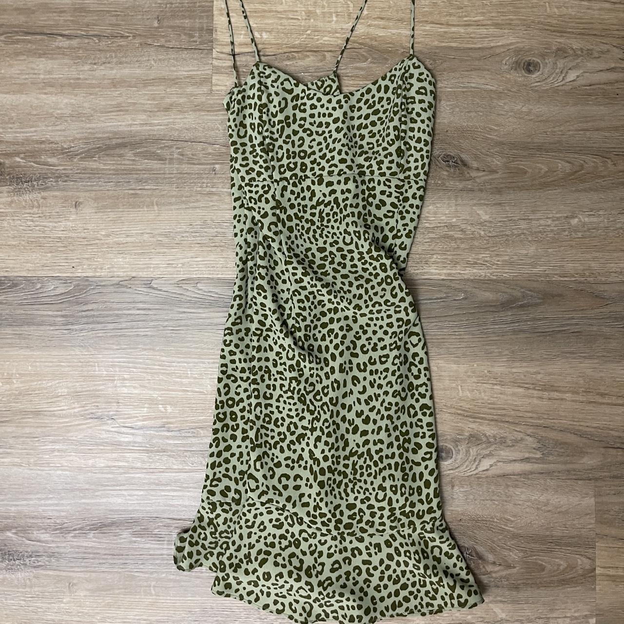 Green leopard dress on sale zara