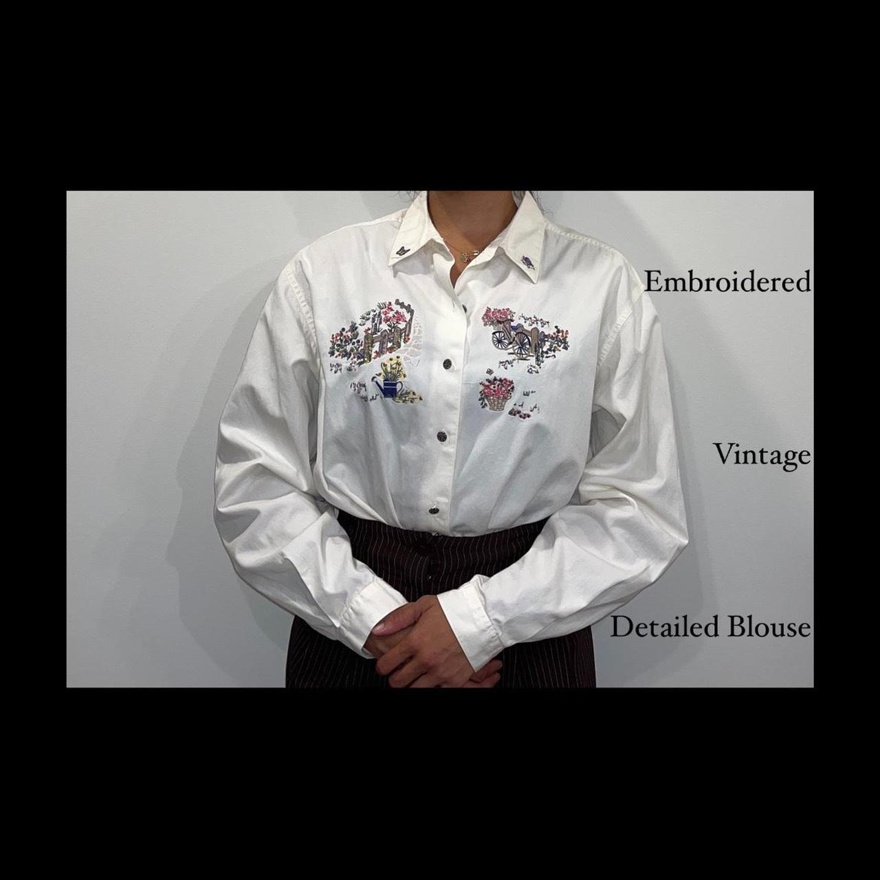 90s EMBROIDERED NORTHERN REFLECTION... Depop